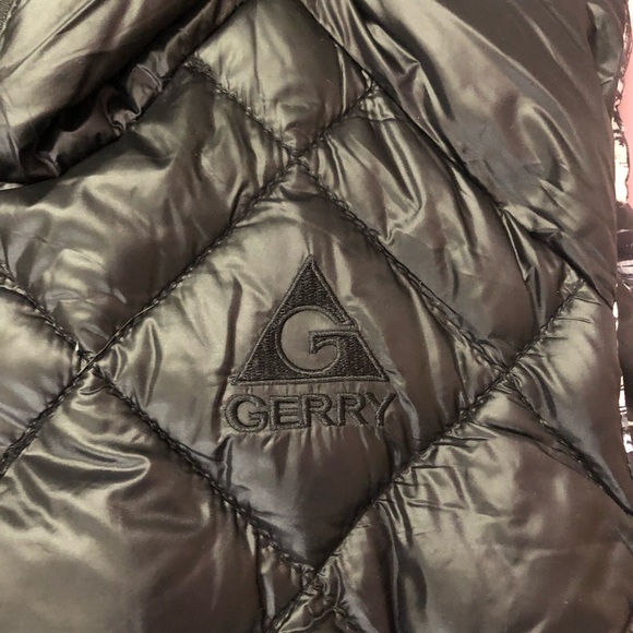 NEW Jerry reversible insulated puffer winter vest - Picture 3 of 4